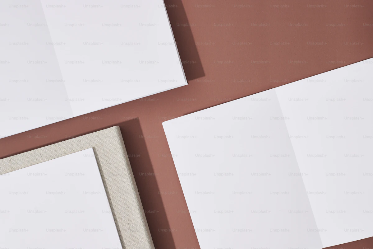 Useful product comparison images in an ecommerce buying guide